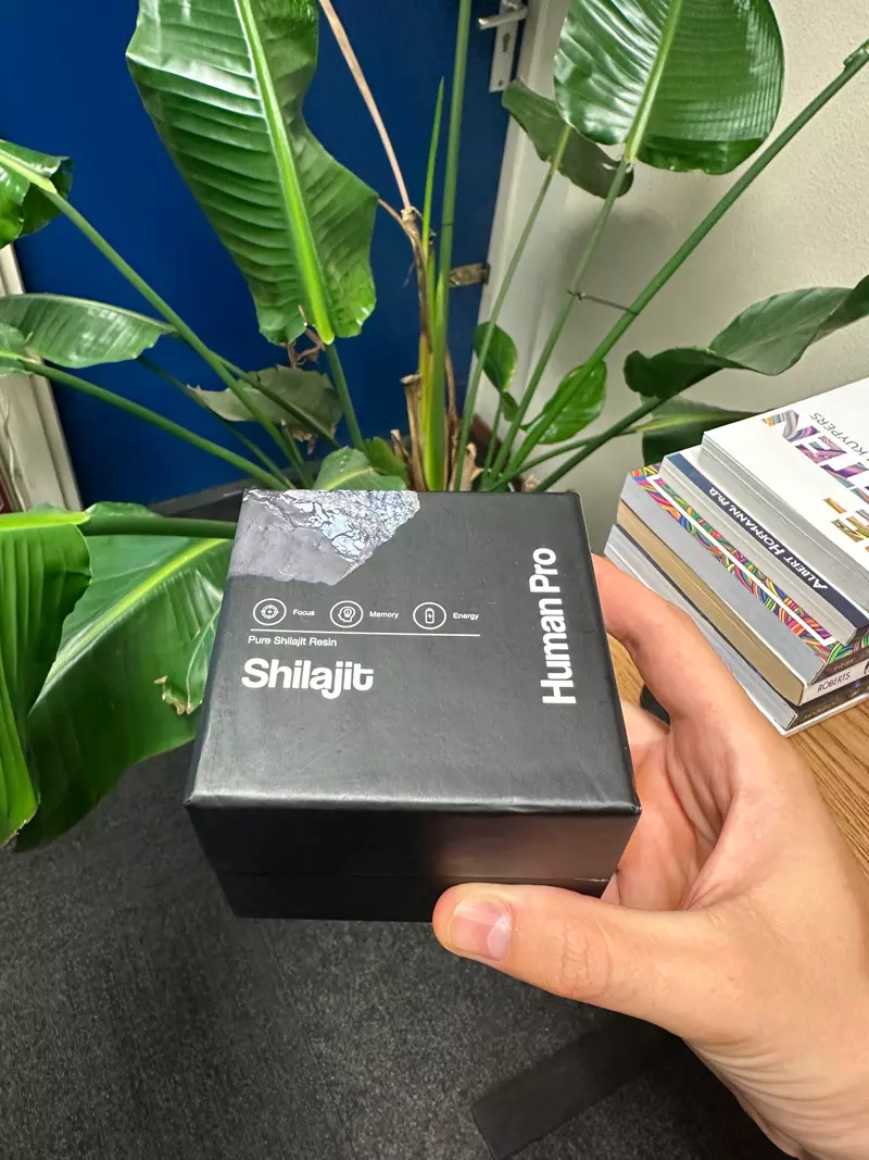 Shilajit Live2.jpg